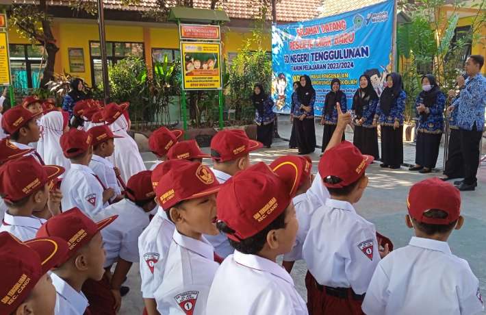 Masa Pengenalan Lingkungan Sekolah MPLS SDN Tenggulunan Tahun 2023